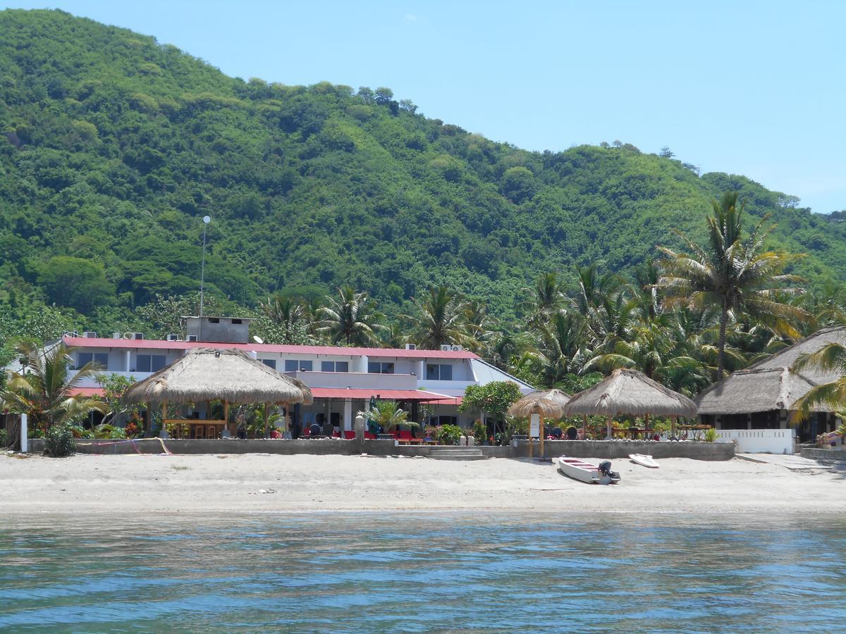 Silver Fern Beach Retreat Sekotong Exterior photo